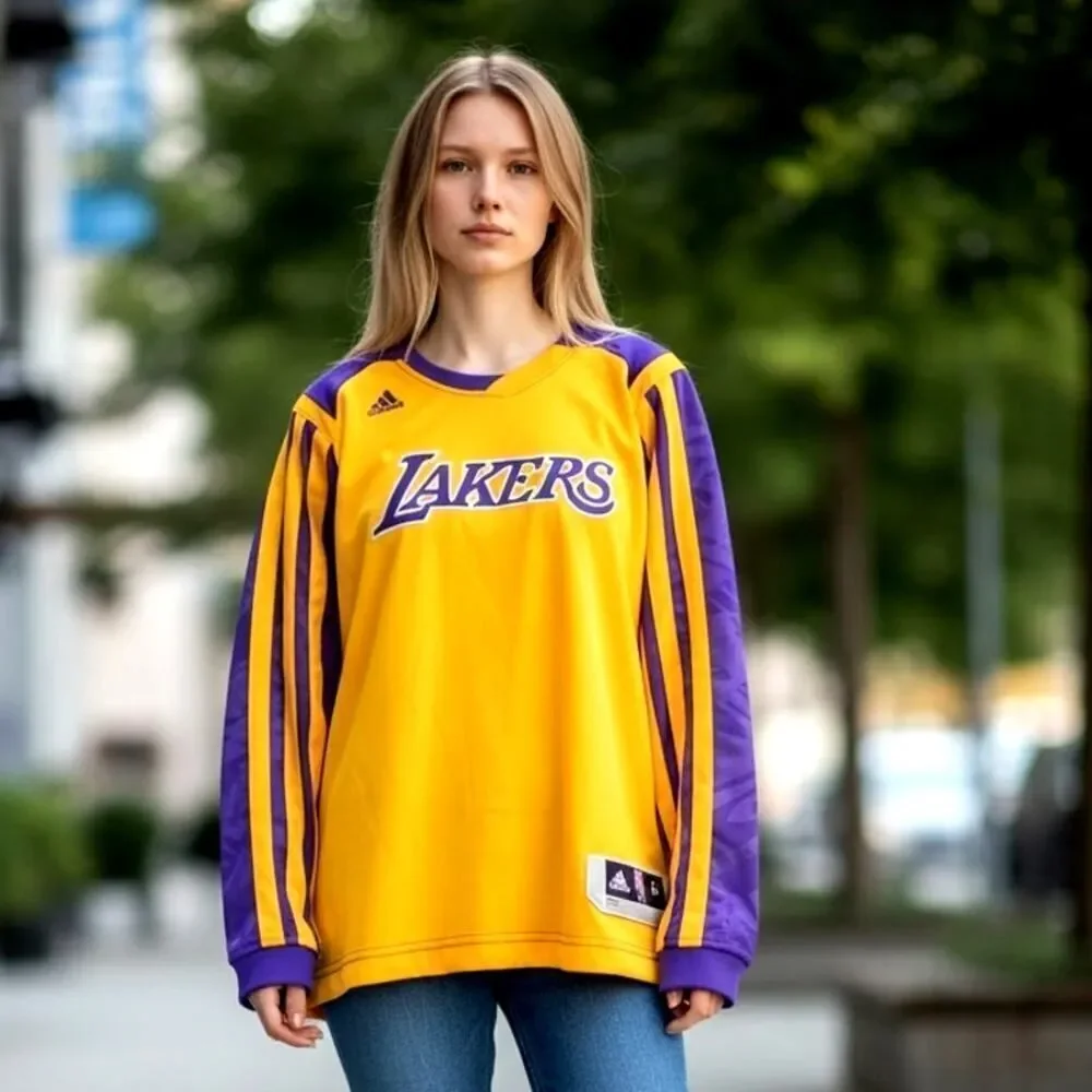 ADIDAS NBA LAKERS Boys Gold & Purple Pullover Top-Size M (10-12)Girls love this!